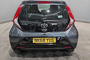 Used 2018 Toyota Aygo X-Play Grey - Interior and Exterior details 5