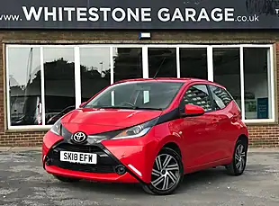 Used 2018 Toyota Aygo X-Play Red - Interior and Exterior details 2