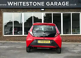 Used 2018 Toyota Aygo X-Play Red - Interior and Exterior details 8