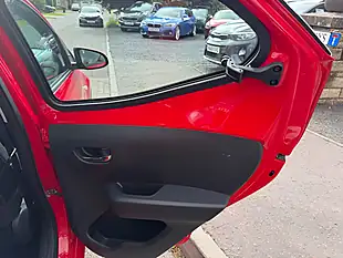 Used 2018 Toyota Aygo X-Play Red - Interior and Exterior details 14