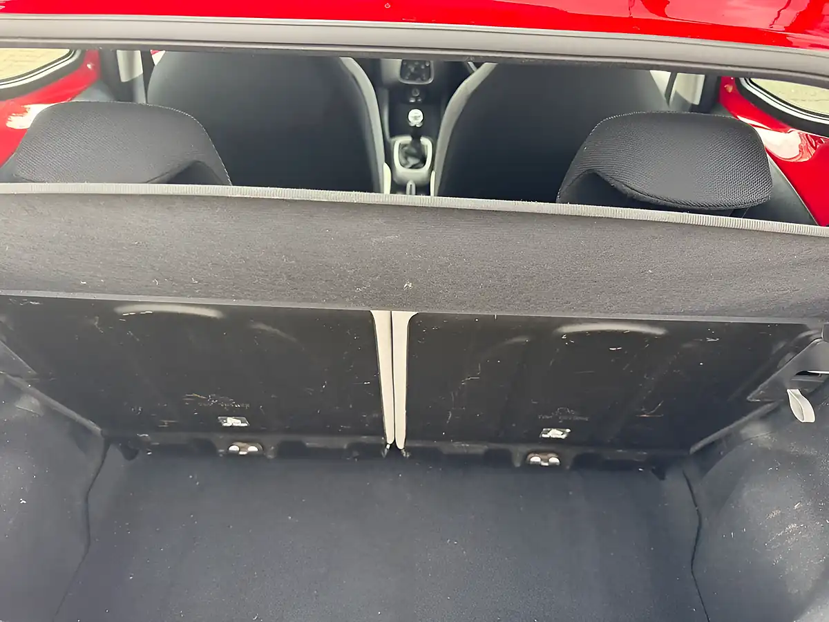 Used 2018 Toyota Aygo X-Play Red - Interior and Exterior details 15