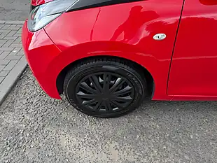 Used 2018 Toyota Aygo X-Play Red - Interior and Exterior details 17