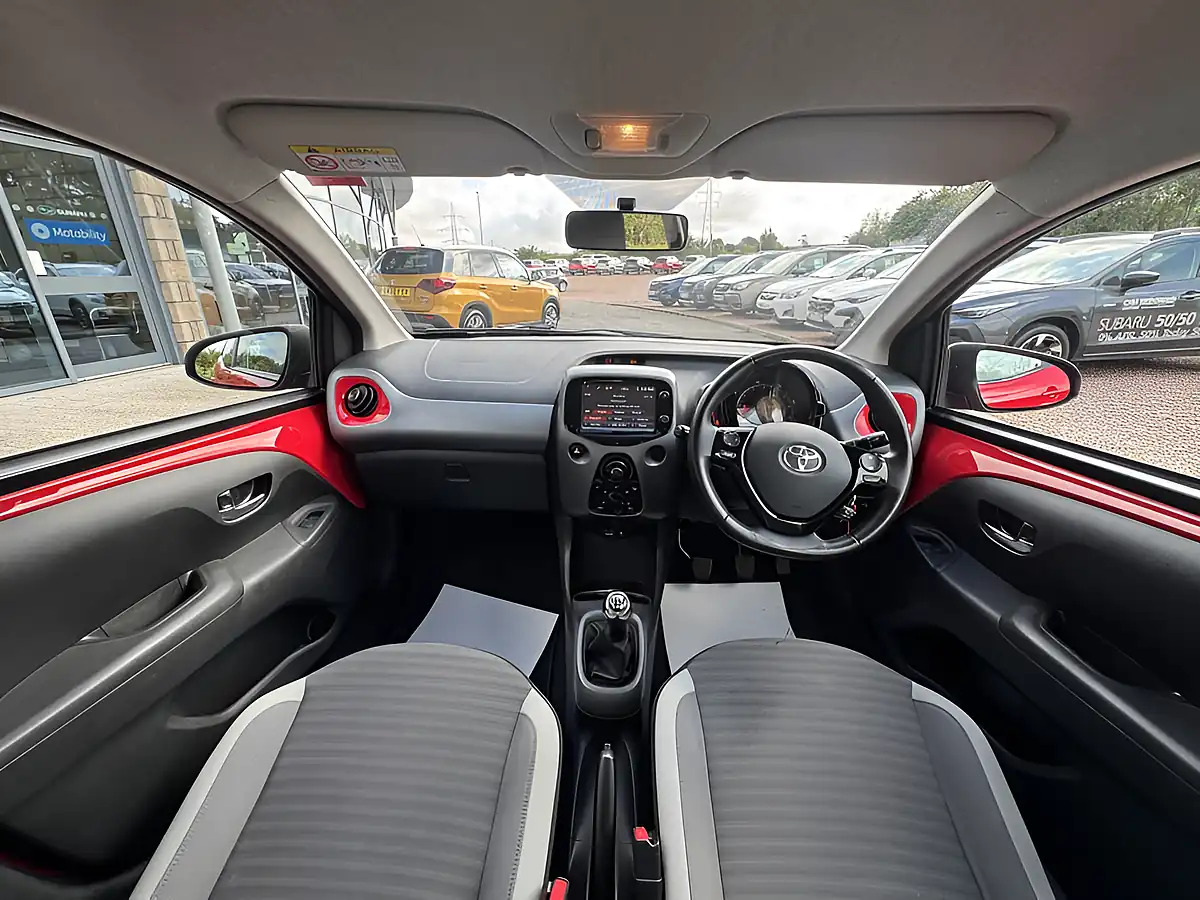 Used 2018 Toyota Aygo X-Play Red - Interior and Exterior details 11
