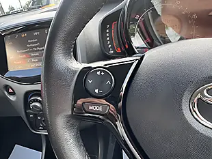 Used 2018 Toyota Aygo X-Play Red - Interior and Exterior details 19