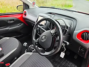 Used 2018 Toyota Aygo X-Play Red - Interior and Exterior details 11