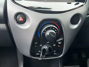 Used 2018 Toyota Aygo X-Play Red - Interior and Exterior details 15