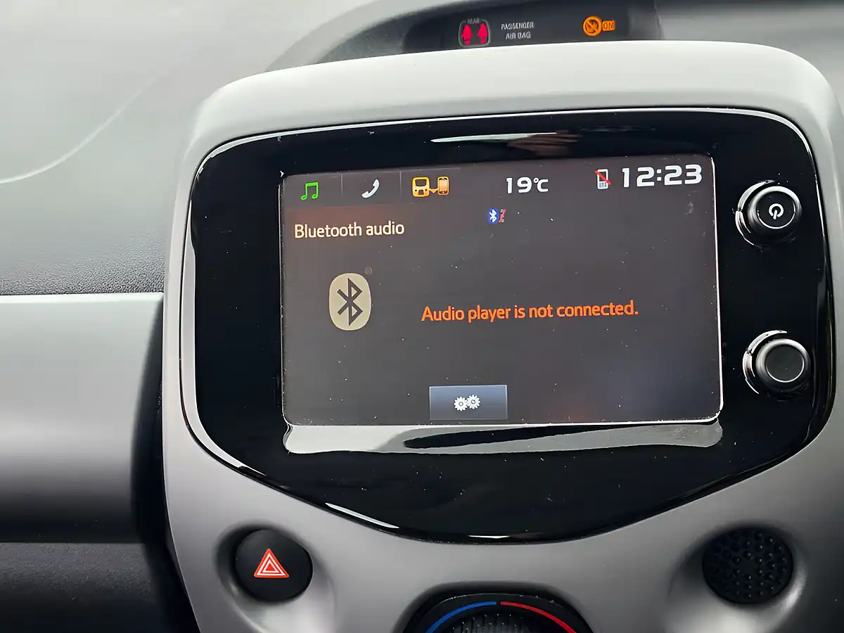 Used 2018 Toyota Aygo X-Play Red - Interior and Exterior details 16
