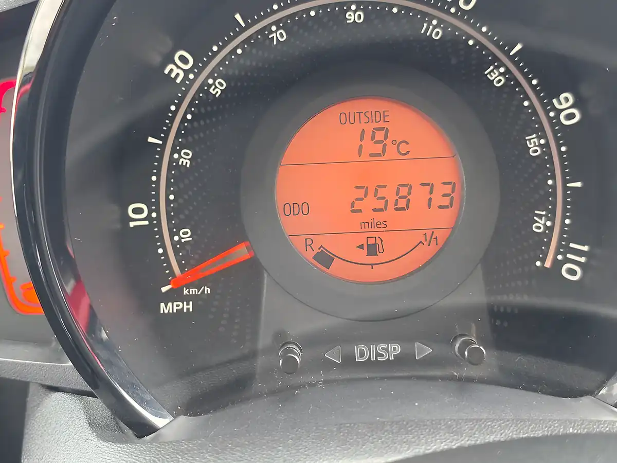 Used 2018 Toyota Aygo X-Play Red - Interior and Exterior details 18