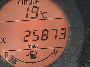 Used 2018 Toyota Aygo X-Play Red - Interior and Exterior details 19