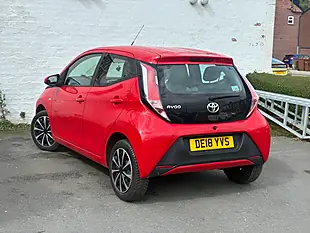 Used 2018 Toyota Aygo X-Play Red - Interior and Exterior details 10