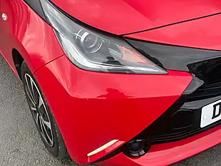 Used 2018 Toyota Aygo X-Play Red - Interior and Exterior details 17
