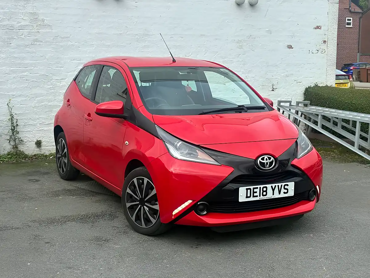 Used 2018 Toyota Aygo X-Play Red - Interior and Exterior details 2