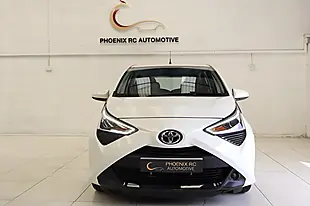 Used 2018 Toyota Aygo X-Play White - Interior and Exterior details 3