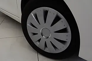 Used 2018 Toyota Aygo X-Play White - Interior and Exterior details 6
