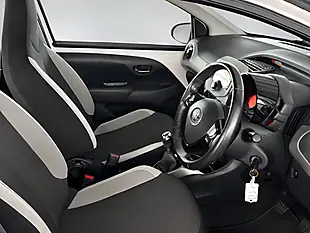 Used 2018 Toyota Aygo X-Play White - Interior and Exterior details 2