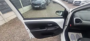 Used 2018 Toyota Aygo X-Play White - Interior and Exterior details 18