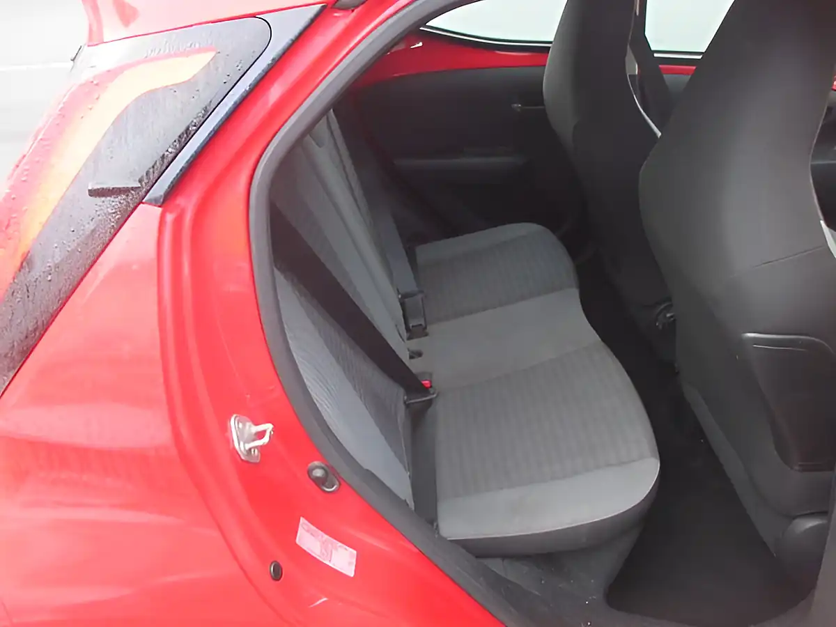 Used 2018 Toyota Aygo X-Play WT-1 Red - Interior and Exterior details 8