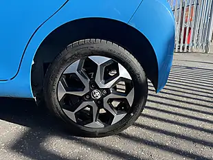 Used 2018 Toyota Aygo X-Plore Blue - Interior and Exterior details 11