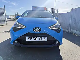 Used 2018 Toyota Aygo X-Plore Blue - Interior and Exterior details 3
