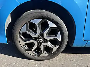 Used 2018 Toyota Aygo X-Plore Blue - Interior and Exterior details 8