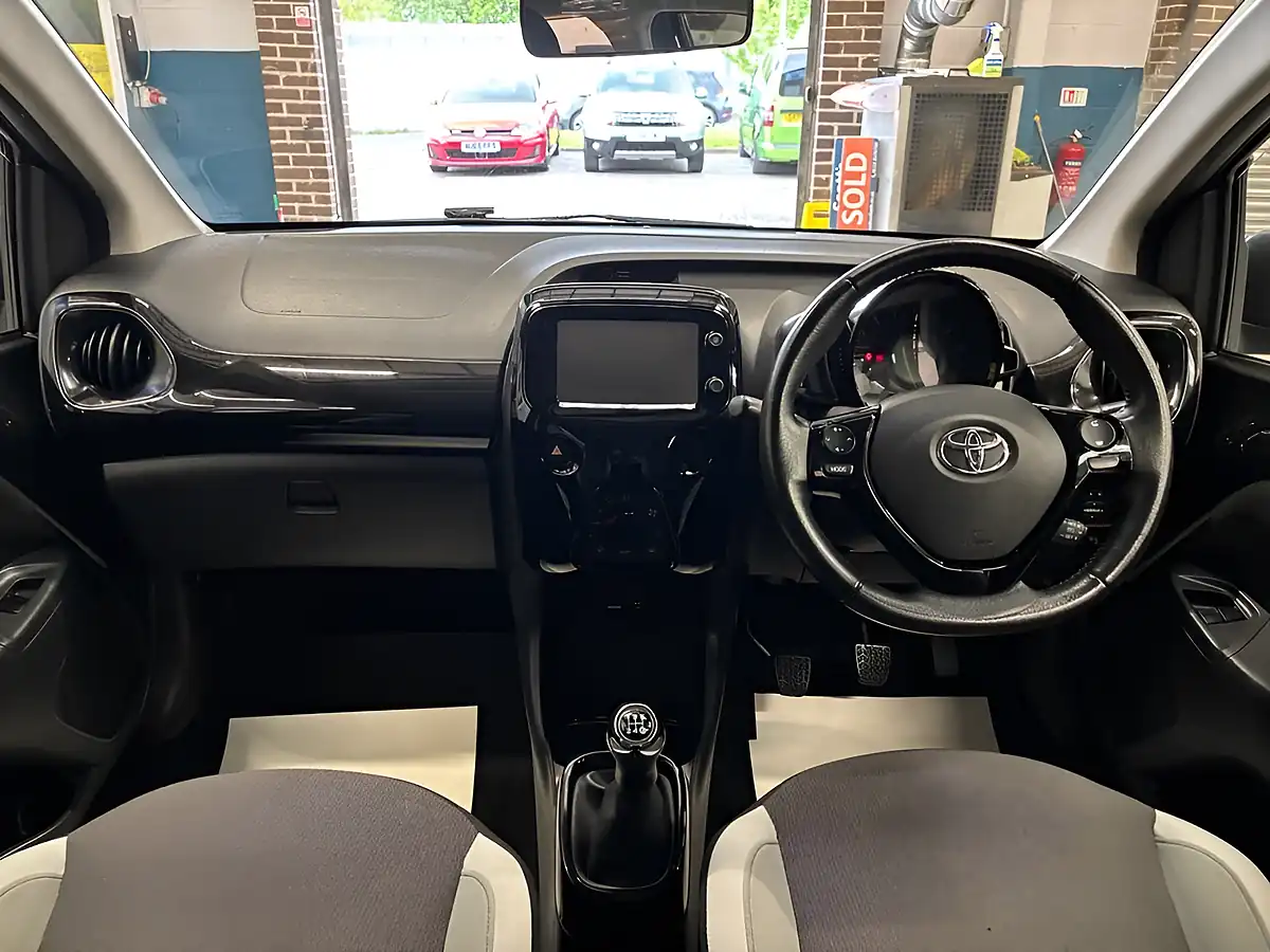 Used 2018 Toyota Aygo X-Press Black - Interior and Exterior details 14