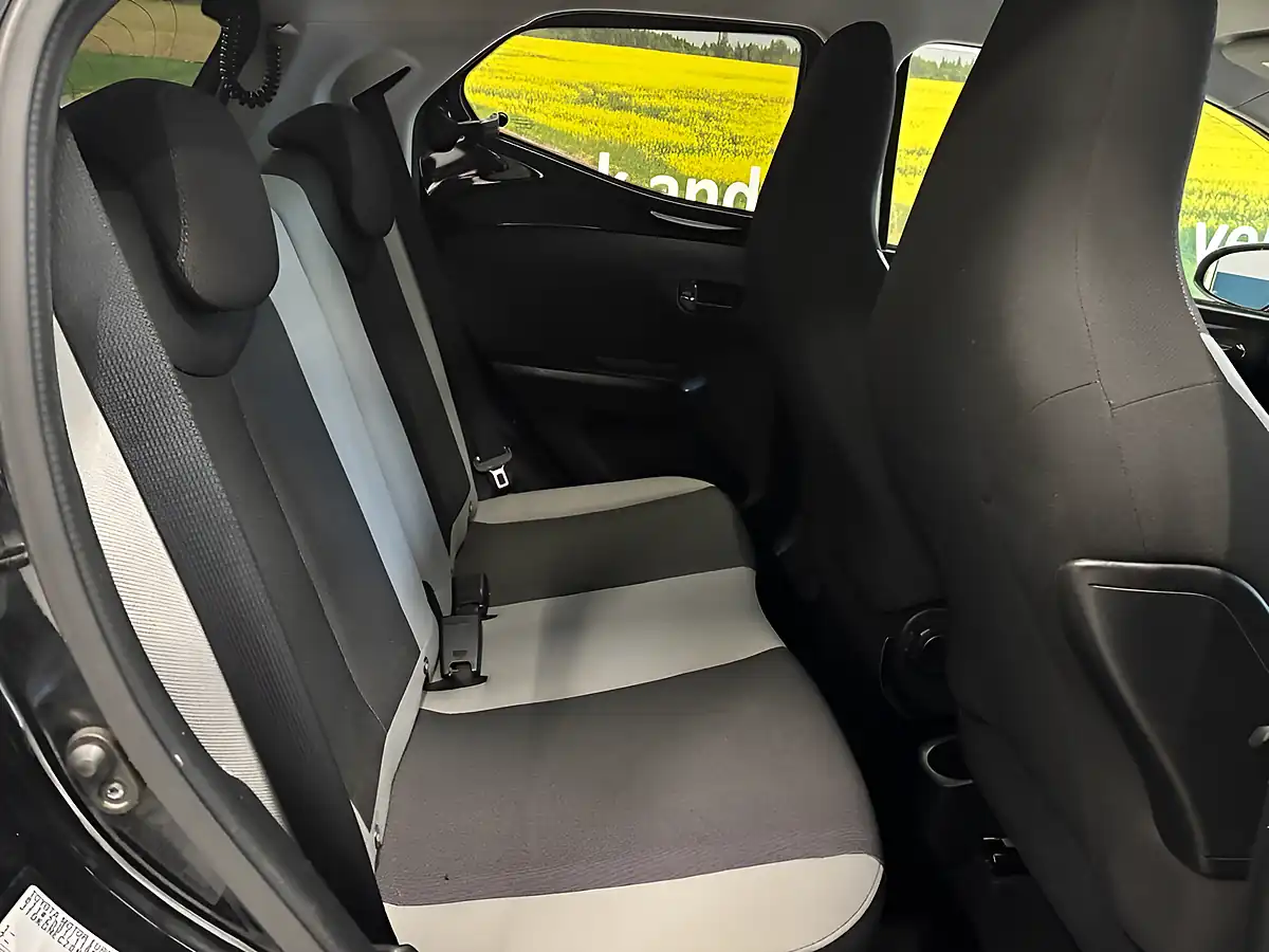 Used 2018 Toyota Aygo X-Press Black - Interior and Exterior details 16