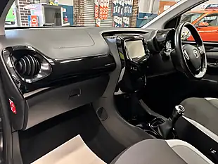 Used 2018 Toyota Aygo X-Press Black - Interior and Exterior details 20