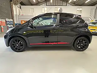 Used 2018 Toyota Aygo X-Press Black - Interior and Exterior details 8