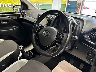 Used 2018 Toyota Aygo X-Press Black - Interior and Exterior details 9