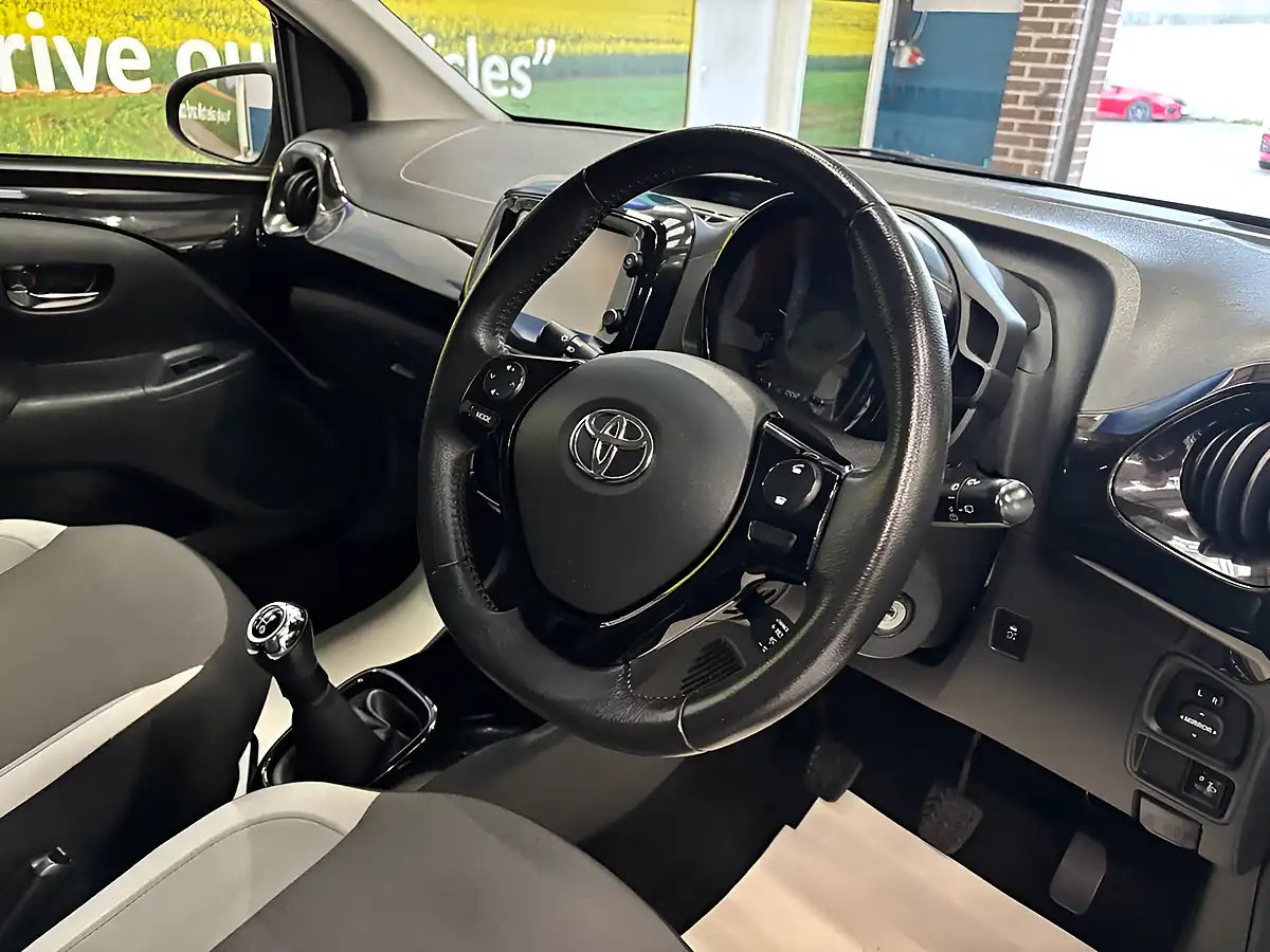 Used 2018 Toyota Aygo X-Press Black - Interior and Exterior details 9