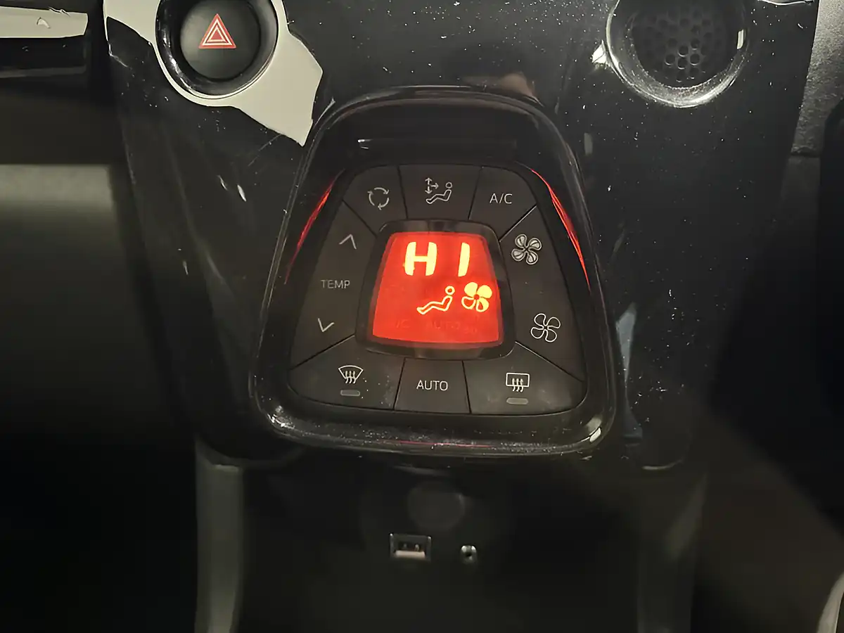 Used 2018 Toyota Aygo X-Press Black - Interior and Exterior details 17