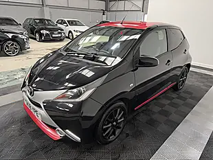 Used 2018 Toyota Aygo X-Press Black - Interior and Exterior details 4