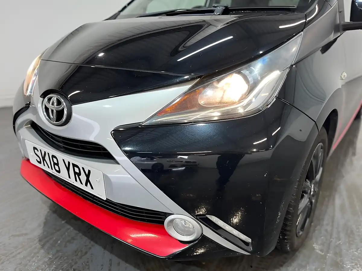 Used 2018 Toyota Aygo X-Press Black - Interior and Exterior details 4