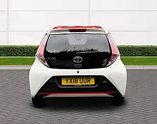 Used 2018 Toyota Aygo X-Press White - Interior and Exterior details 4