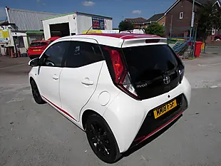 Used 2018 Toyota Aygo X-Press White - Interior and Exterior details 5