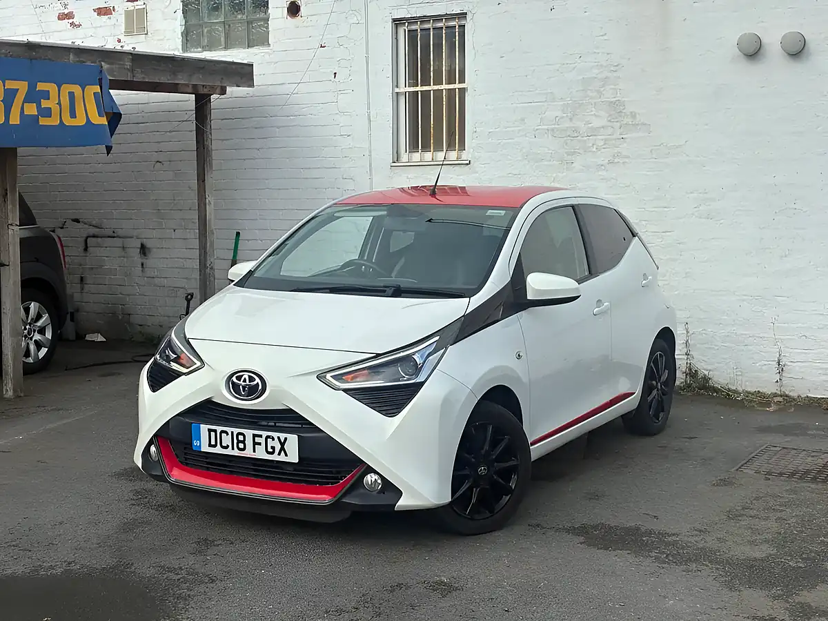 Used 2018 Toyota Aygo X-Press White - Interior and Exterior details 3