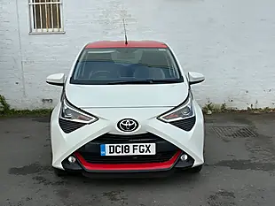 Used 2018 Toyota Aygo X-Press White - Interior and Exterior details 4