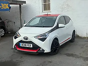 Used 2018 Toyota Aygo X-Press White - Interior and Exterior details 8