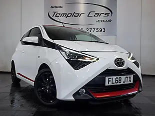 Used 2018 Toyota Aygo X-Press White - Interior and Exterior details 7