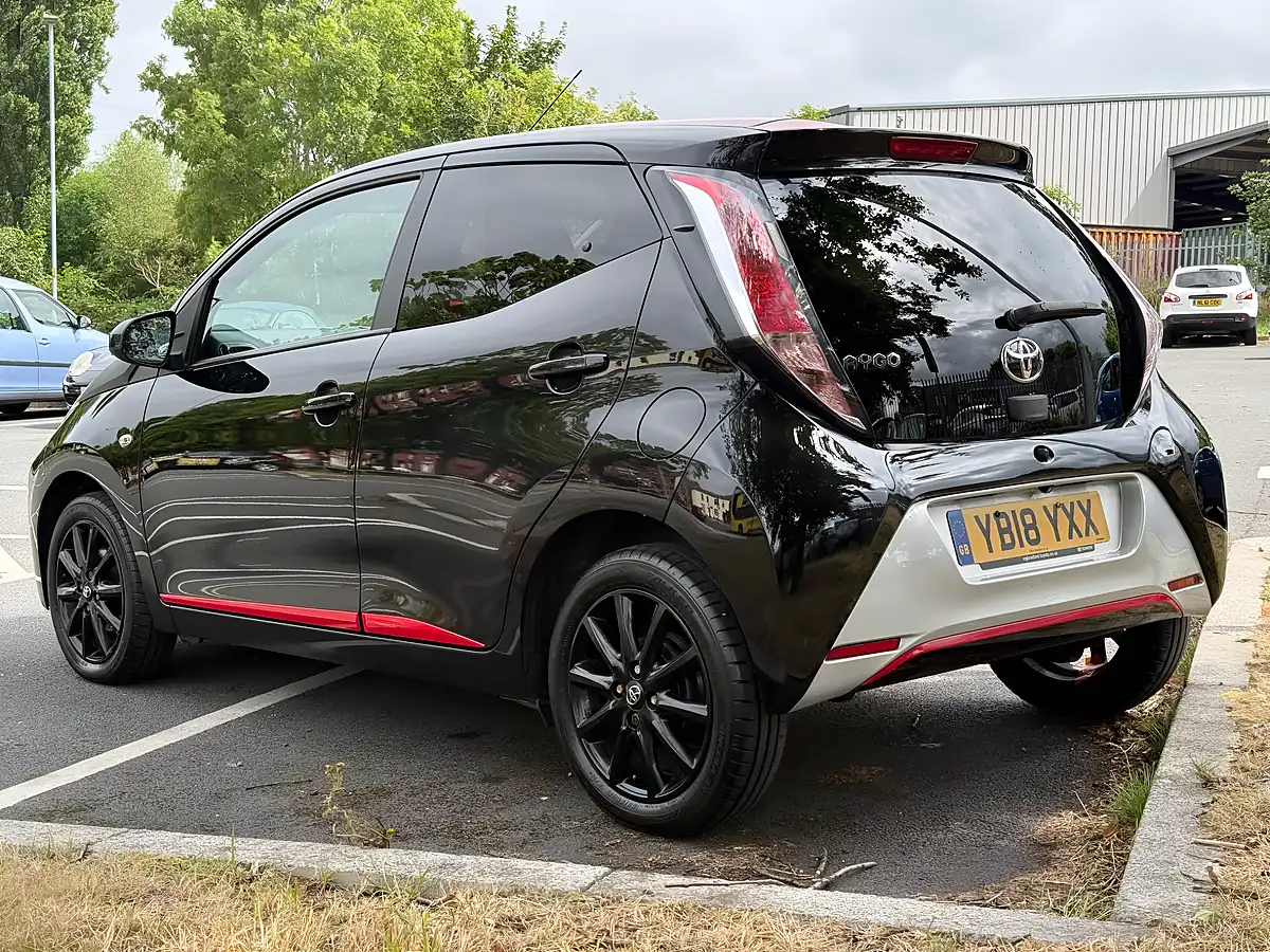 Used 2018 Toyota Aygo X-Press X-Shift Black - Interior and Exterior details 4