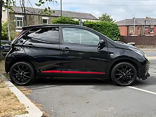 Used 2018 Toyota Aygo X-Press X-Shift Black - Interior and Exterior details 7