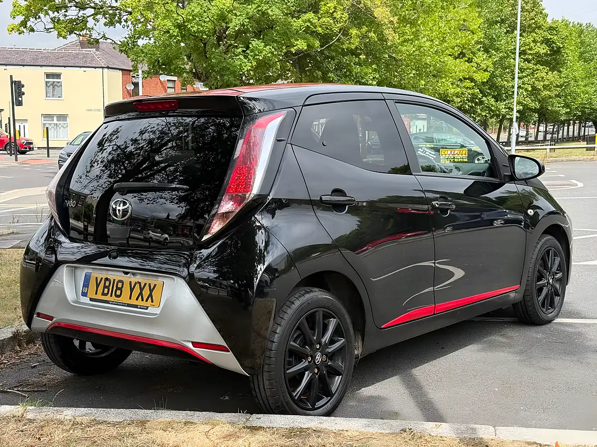 Used 2018 Toyota Aygo X-Press X-Shift Black - Interior and Exterior details 8
