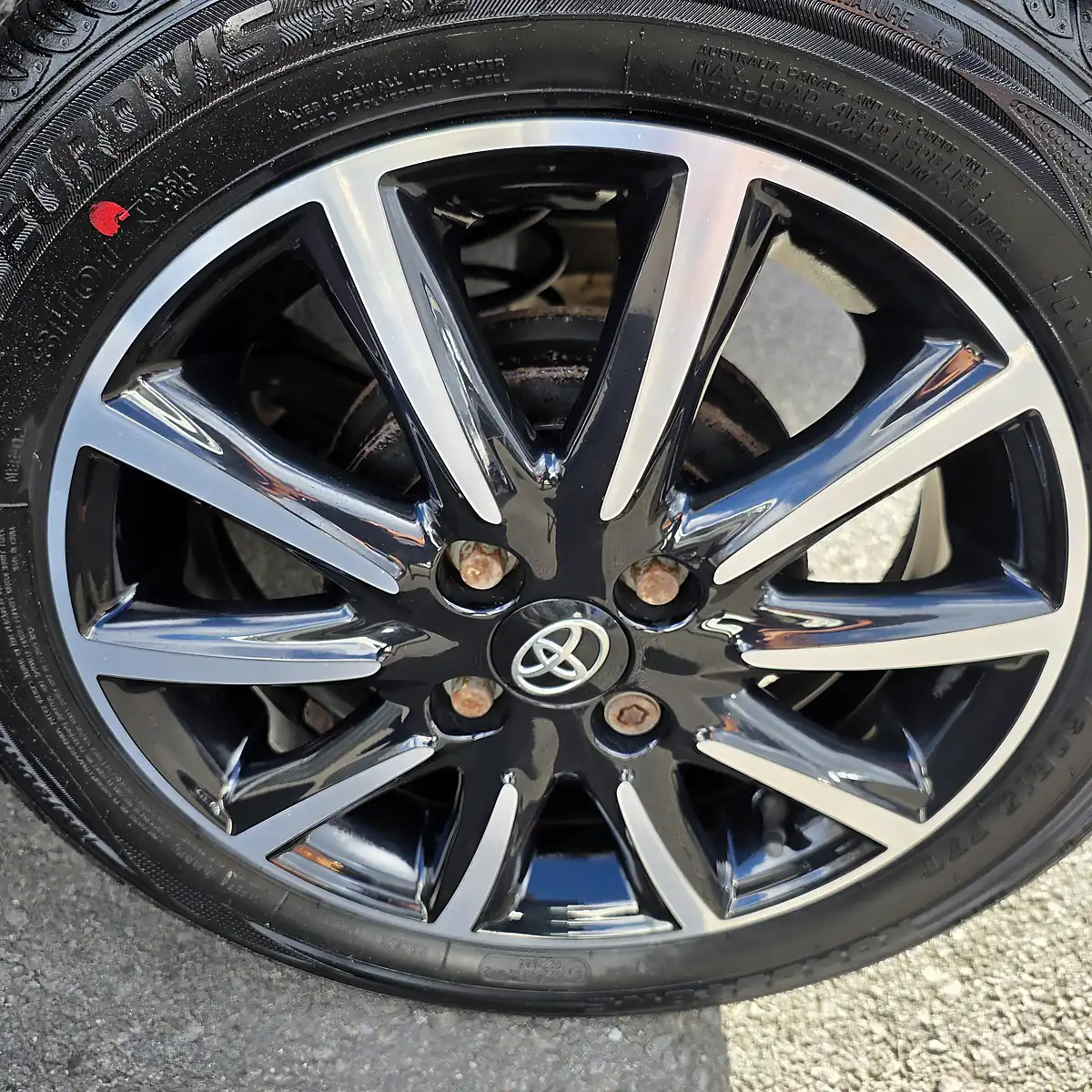 Used 2018 Toyota Aygo X-Style Deep Sky Blue - Interior and Exterior details 11