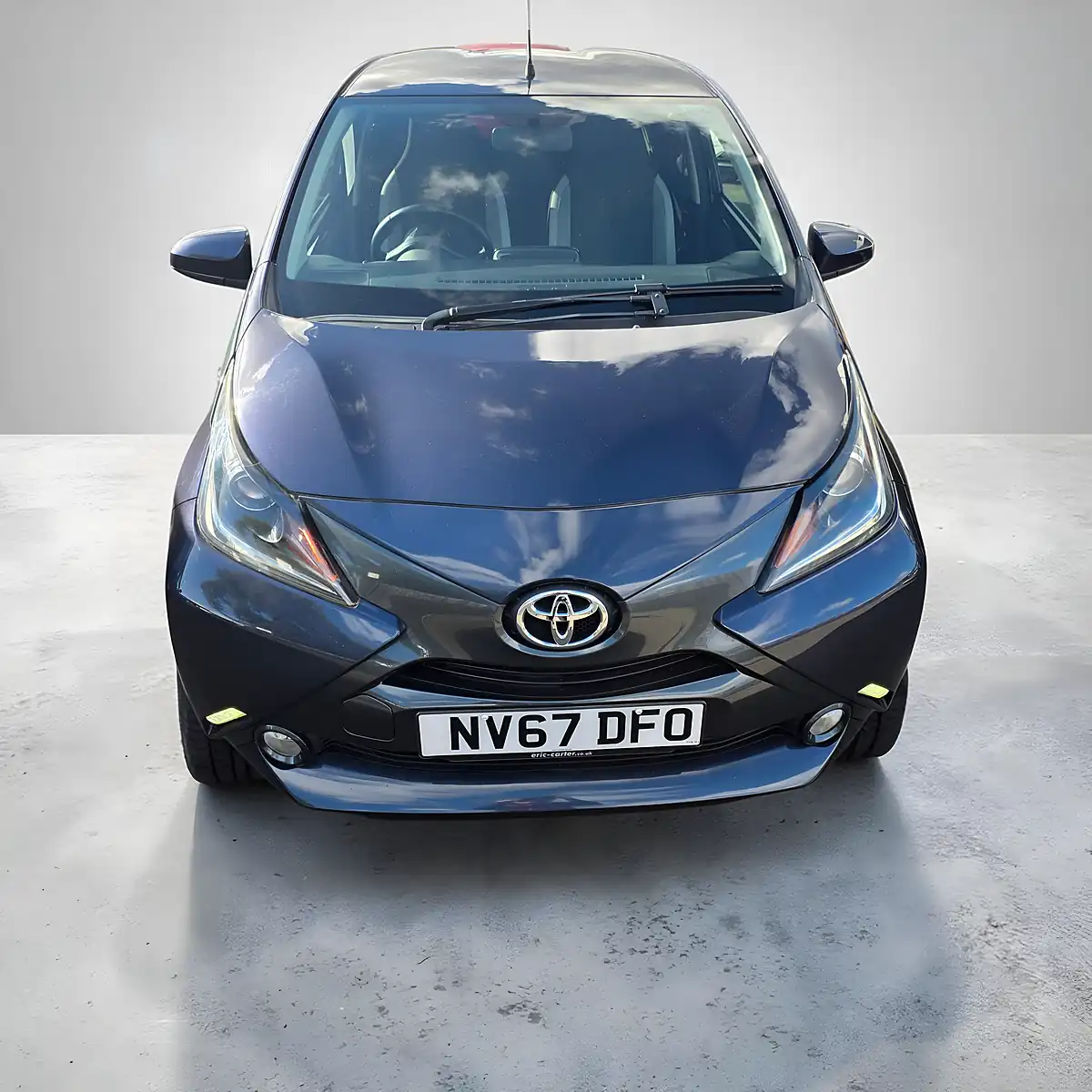 Used 2018 Toyota Aygo X-Style Deep Sky Blue - Interior and Exterior details 7