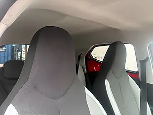 Used 2018 Toyota Aygo X-Style Red - Interior and Exterior details 11