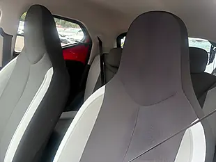 Used 2018 Toyota Aygo X-Style Red - Interior and Exterior details 12