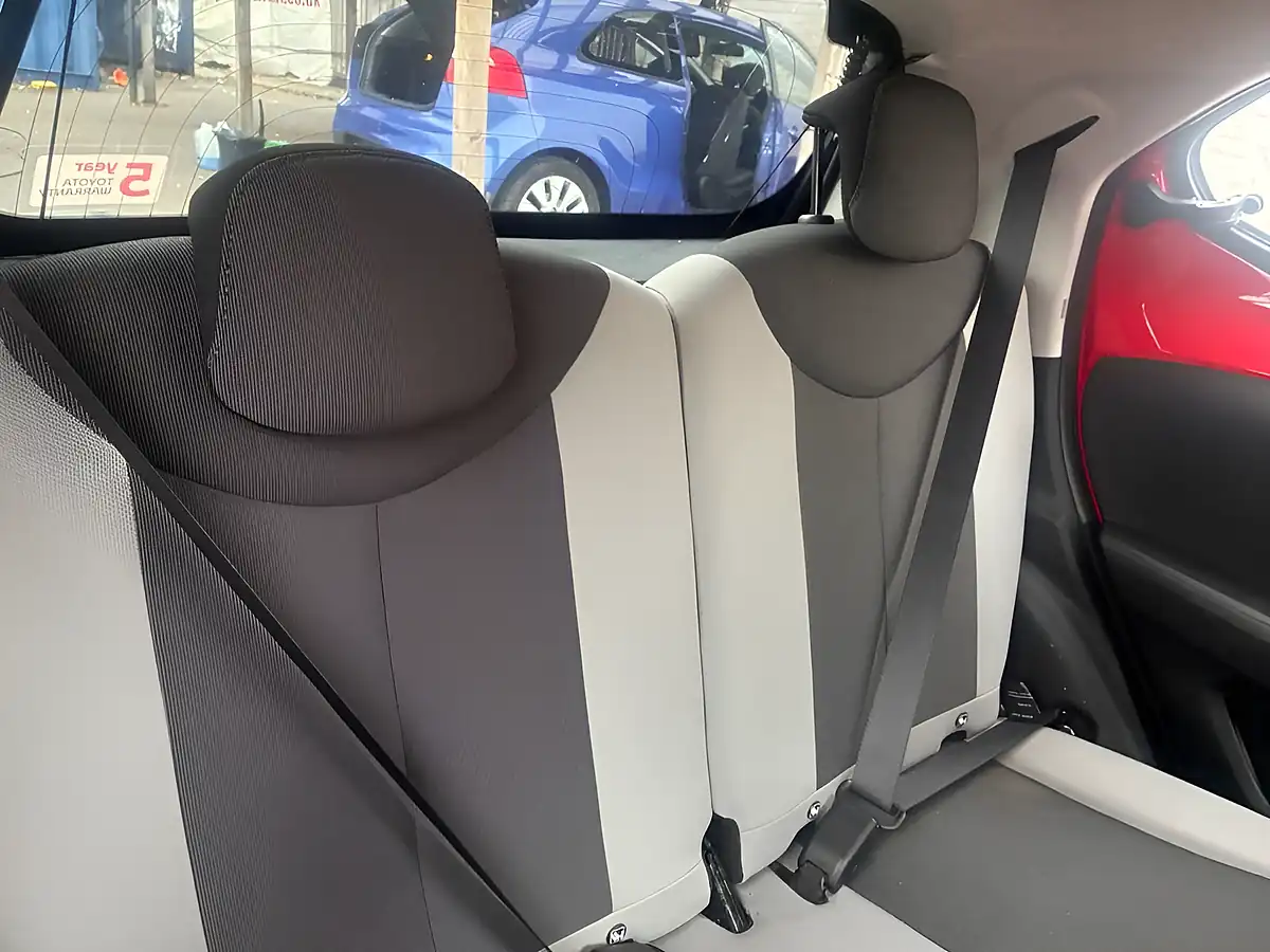Used 2018 Toyota Aygo X-Style Red - Interior and Exterior details 13