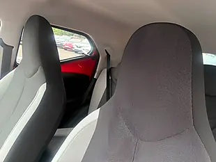 Used 2018 Toyota Aygo X-Style Red - Interior and Exterior details 14