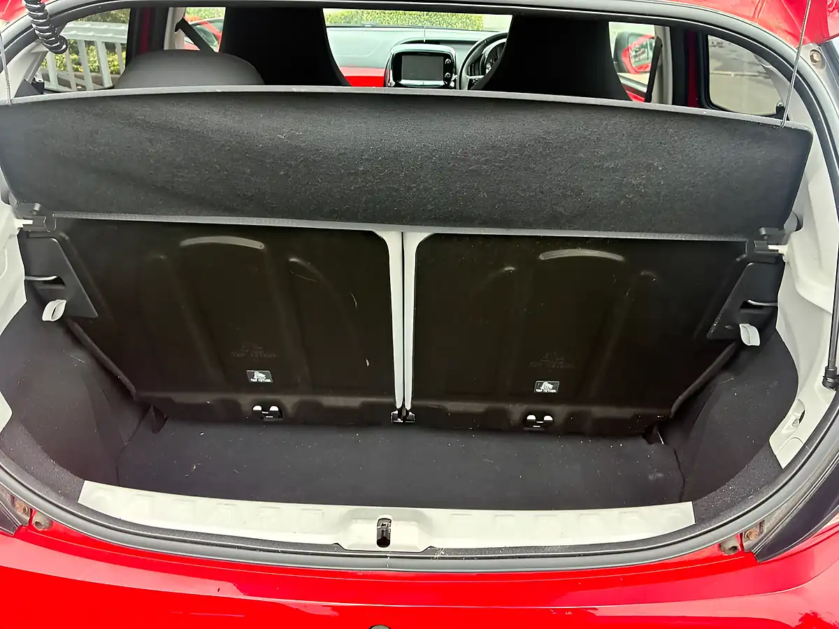 Used 2018 Toyota Aygo X-Style Red - Interior and Exterior details 20