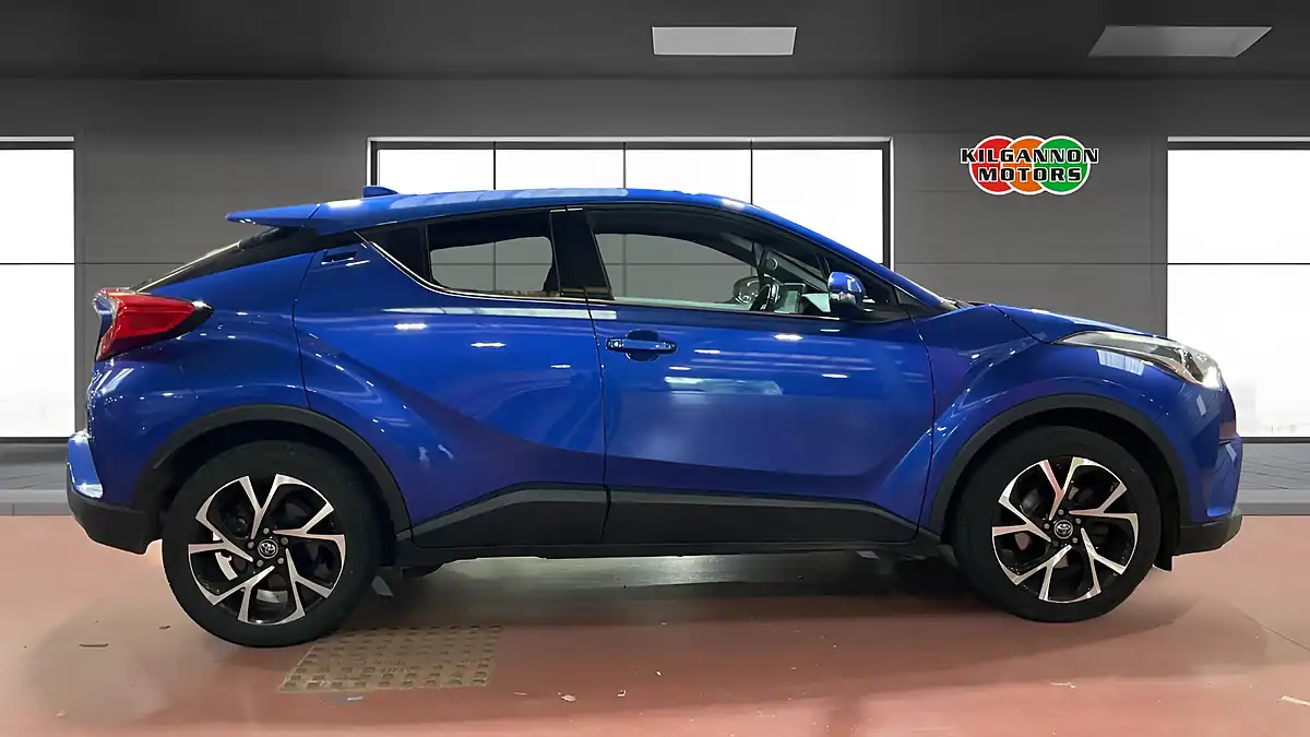 Used 2018 Toyota C-Hr Design Blue - Interior and Exterior details 5